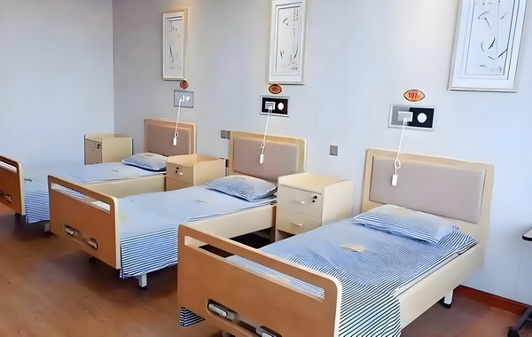 外地大学生可以落户深圳吗_预售惨淡人气暴跌谁也救不了“狂妄自大”的那英 自大的那英正好夕阳