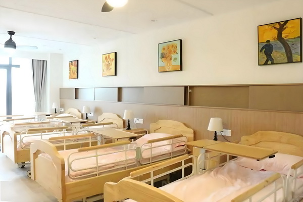 本科应届深圳入户_《华山论剑》首播差评如潮！网友的评价可谓“一针见血”！ 内设乐大厅中心养老有康复娱