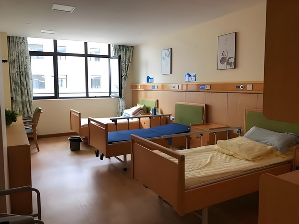 深圳龙岗本科入户_《南京照相馆》很好，能爆！ 同意投资进度各方放缓